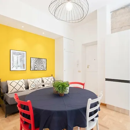 Two Bed Flat 200mt From S. Giovanni In Laterano * Rome