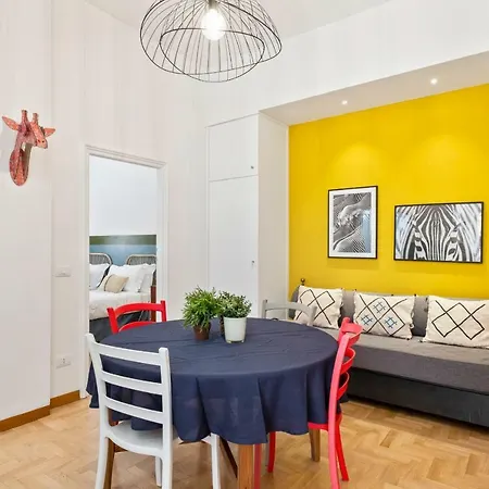 Two Bed Flat 200mt From S. Giovanni In Laterano Appartement