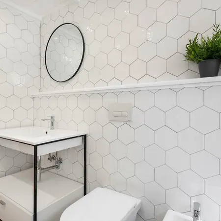 Two Bed Flat 200mt From S. Giovanni In Laterano 아파트