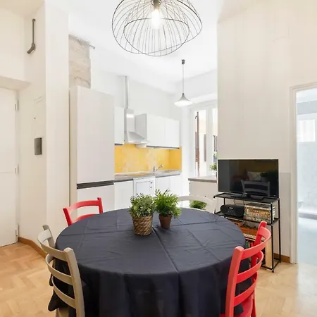 Two Bed Flat 200mt From S. Giovanni In Laterano Rome